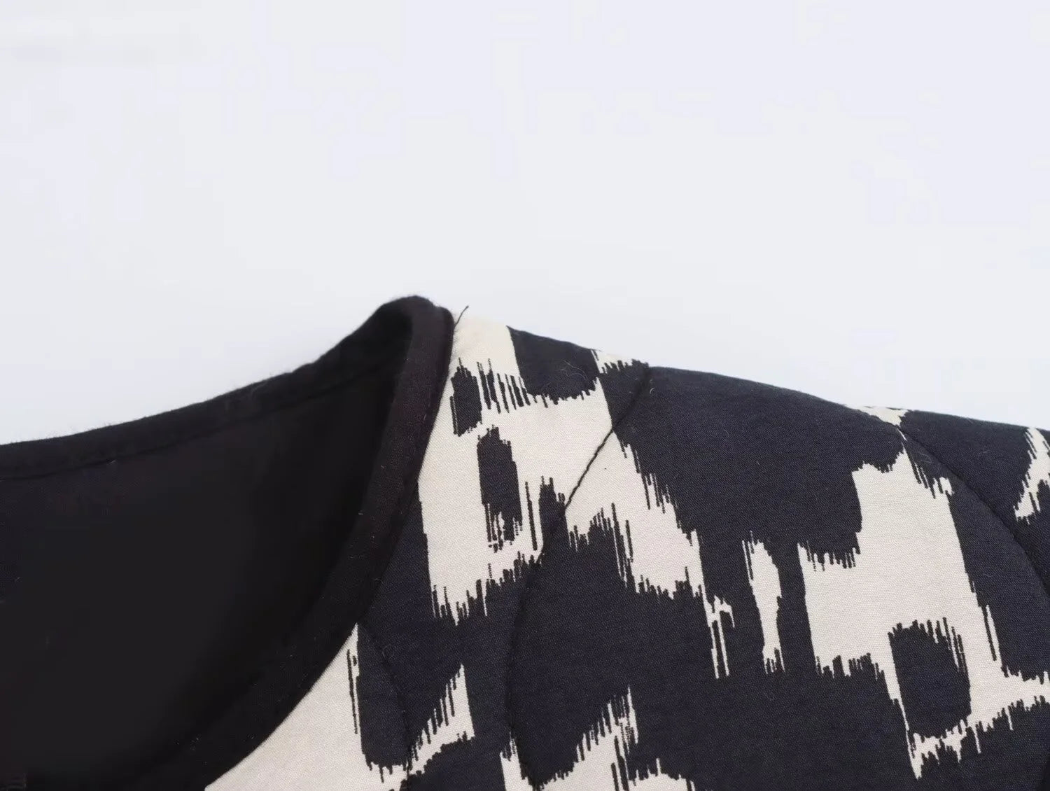 Women's Snake Skin Fashion Printed Button Long Sleeve Jacket