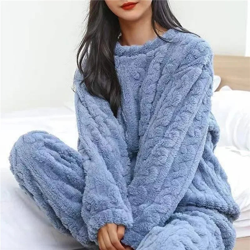 Winter Warm Coral Velvet Pajamas Set for Women Thick Fluffy Sleepwear Lounge Suit Cozy Soft Homewear Outerwear for Cold Weather